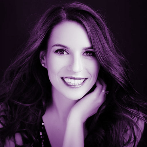 Podcast-Headshot-Alaina-Bos