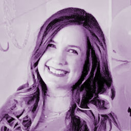 Podcast-Headshot-rachel-russell